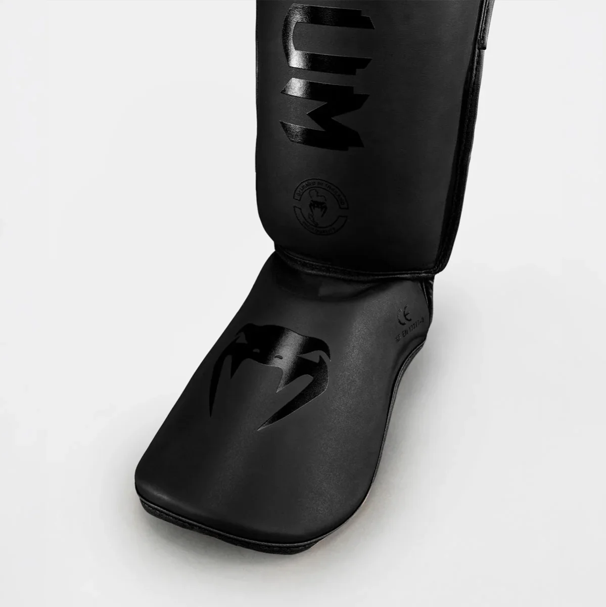 Caneleiras com Parapiede Venum Challenger Preto Black - Image 6