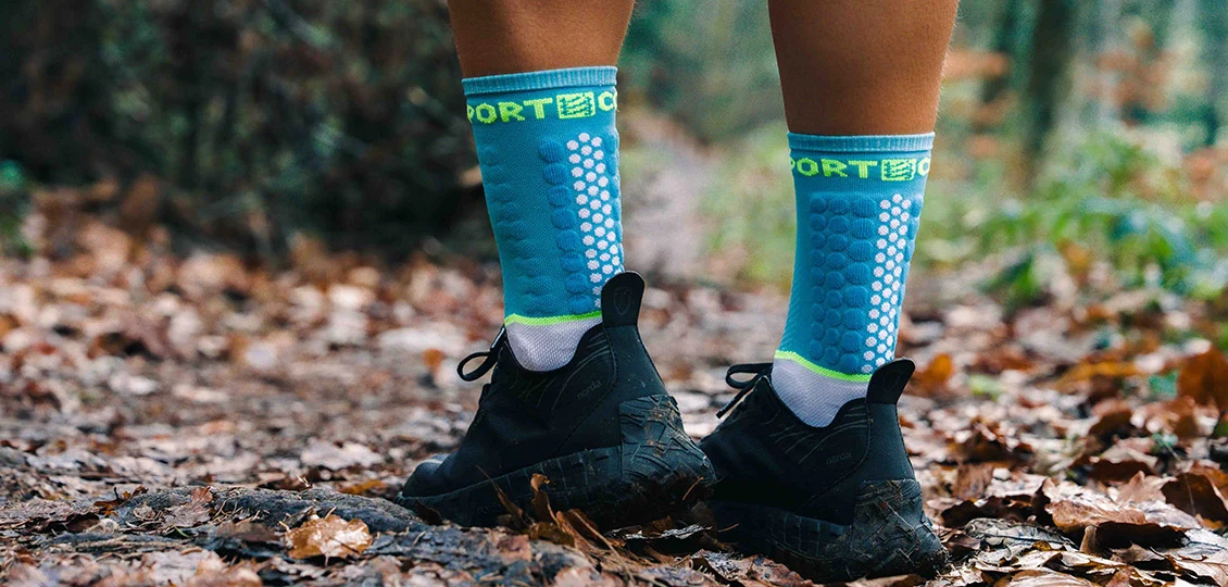 Compressport Ultra Trail Low Socks - Norse Blue / Neon Green - Image 8
