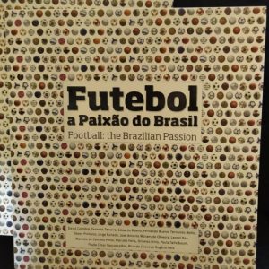 Livro Futebol a paixão do Brasil